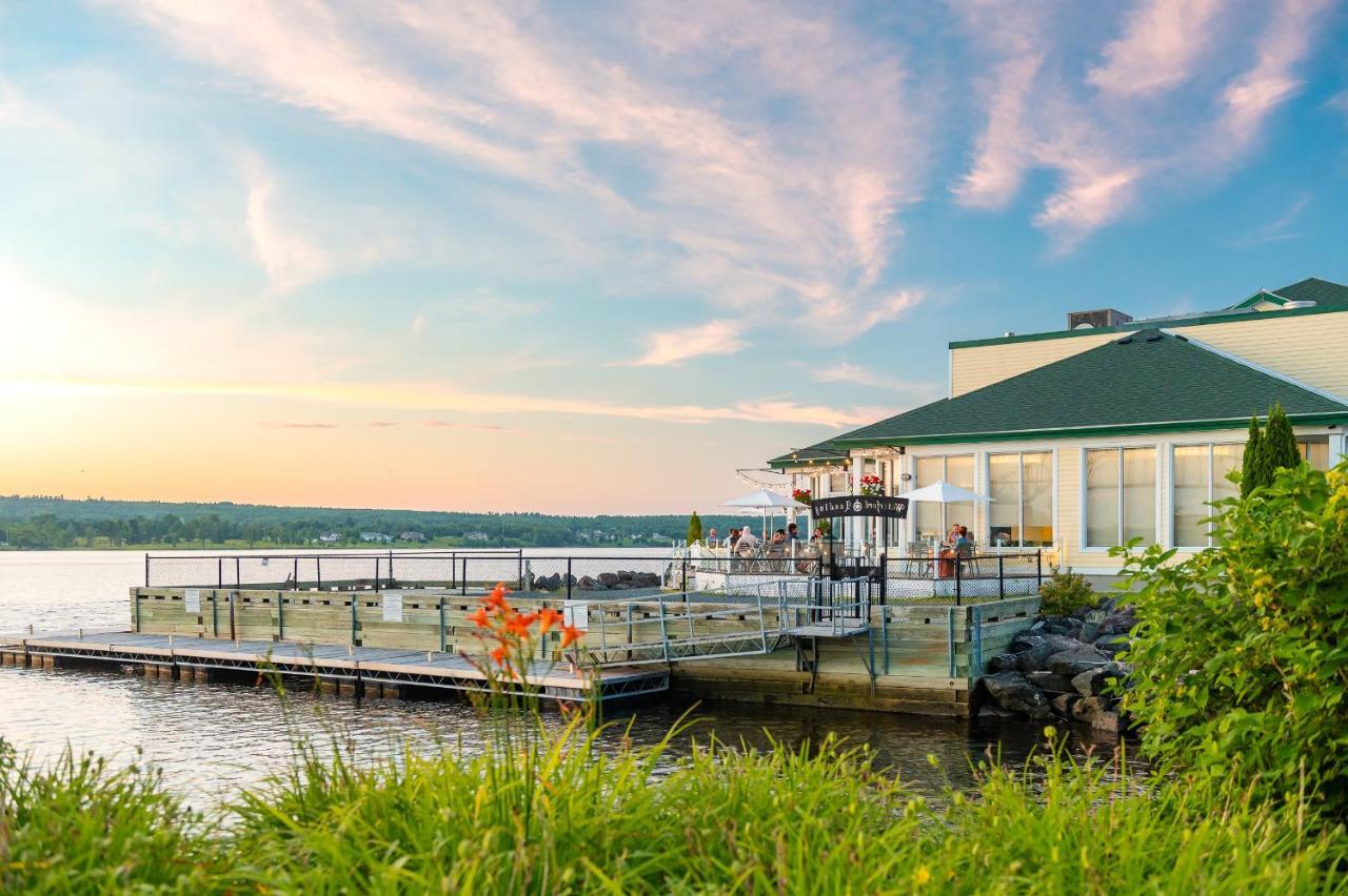 Rodd Miramichi Hotell Exteriör bild